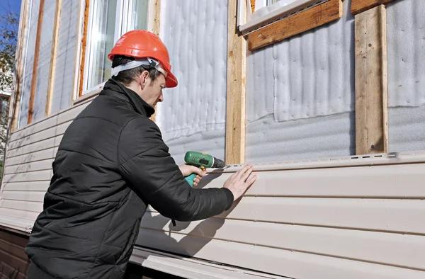 Affordable & Professional Siding Services in Delaware